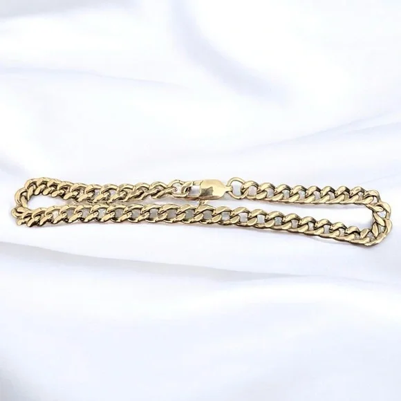 Cuban link Stainless Steel 8 inches long and 5mm width bracelet - Silver - Picture 5 of 6